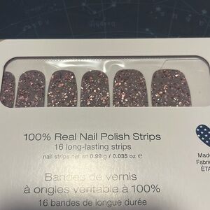 Color Street nail set capitol hill